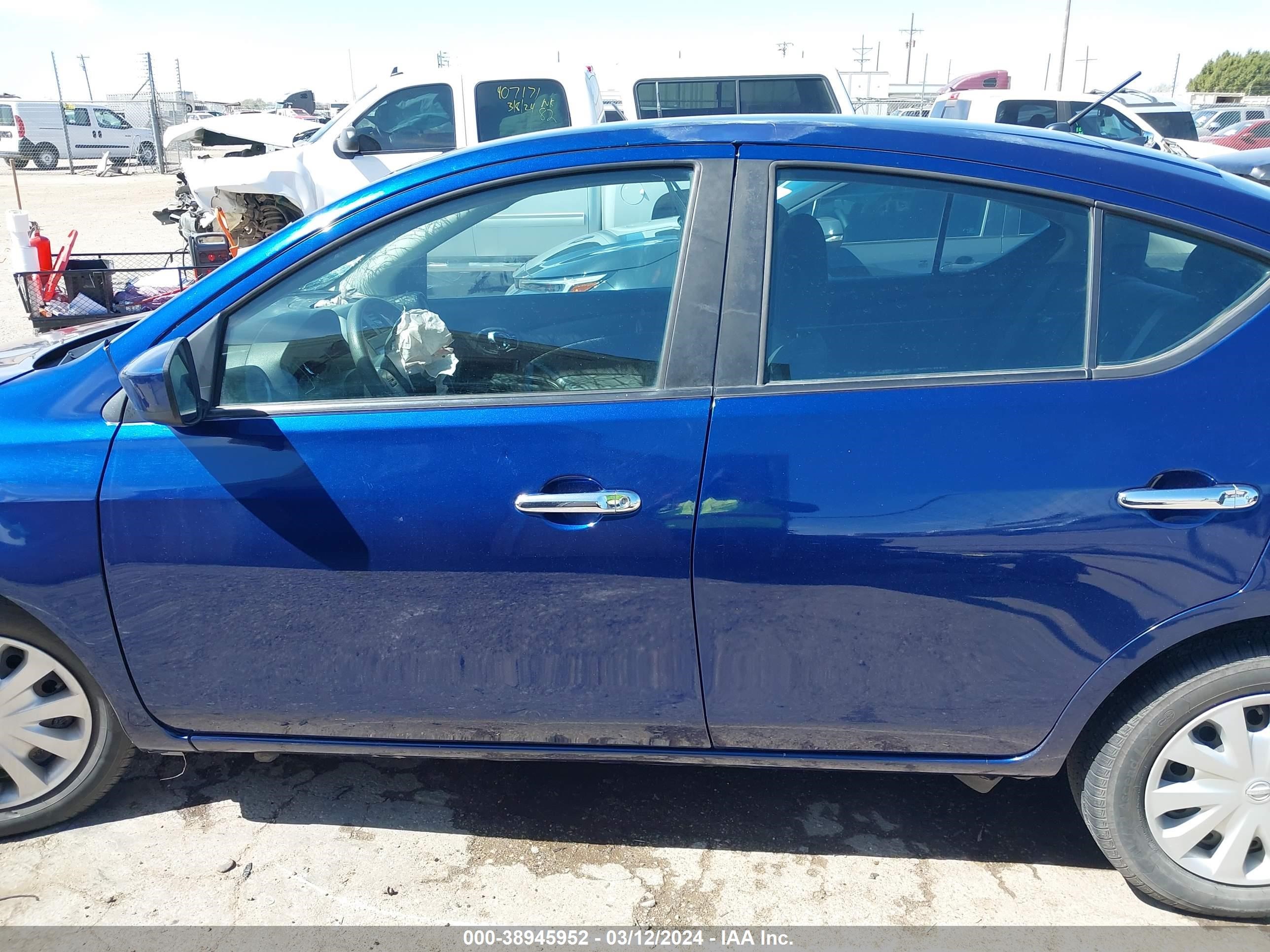 Photo 14 VIN: 3N1CN7AP9JL811533 - NISSAN VERSA 