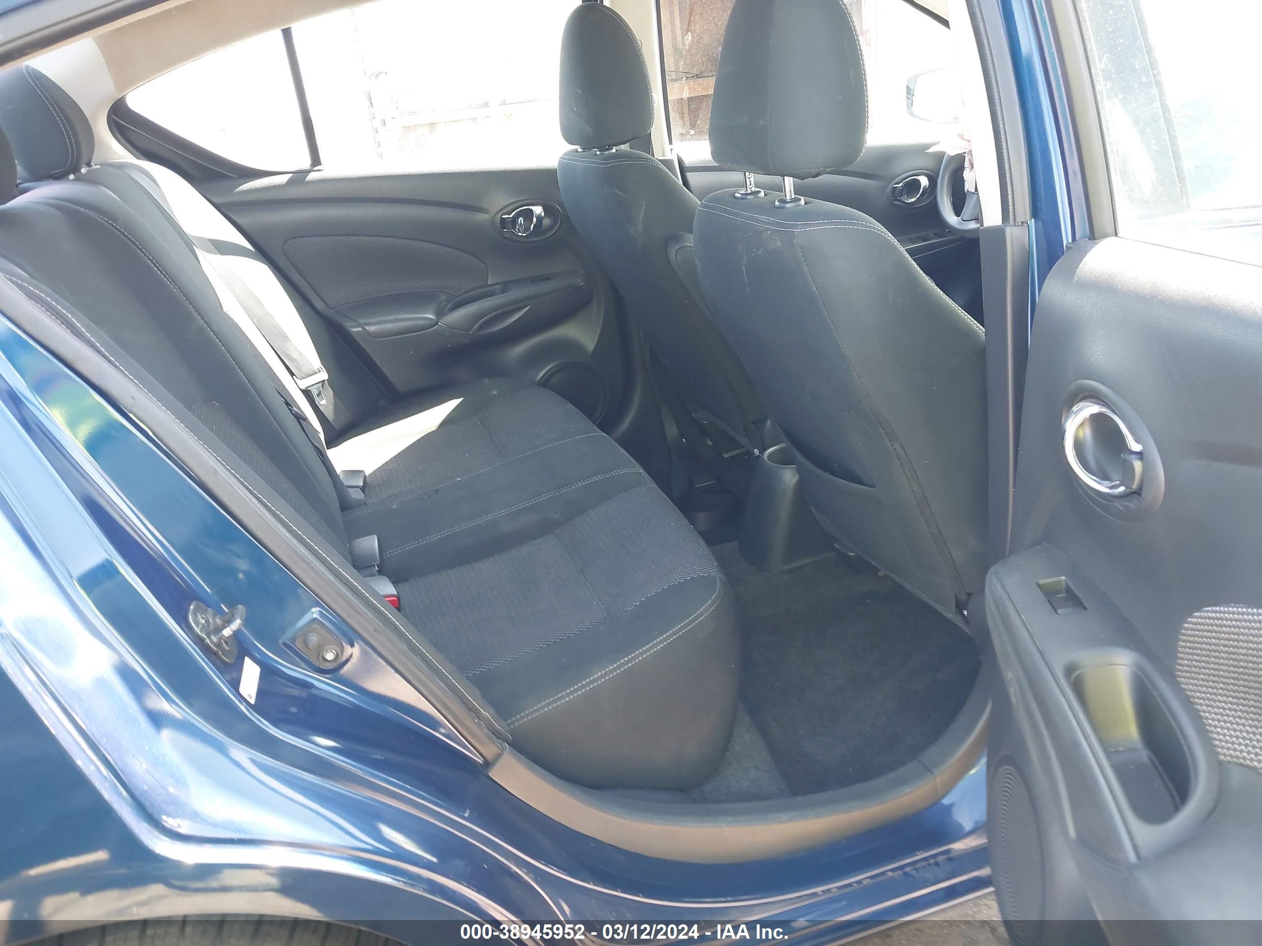 Photo 7 VIN: 3N1CN7AP9JL811533 - NISSAN VERSA 