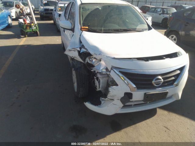 Photo 5 VIN: 3N1CN7AP9JL813122 - NISSAN VERSA SEDAN 