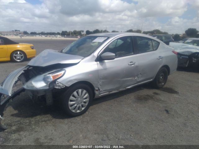 Photo 1 VIN: 3N1CN7AP9JL817977 - NISSAN VERSA SEDAN 