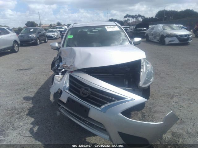 Photo 5 VIN: 3N1CN7AP9JL817977 - NISSAN VERSA SEDAN 