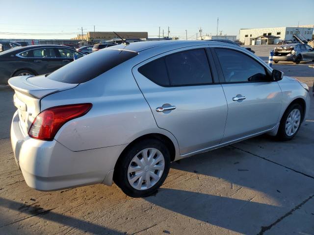 Photo 2 VIN: 3N1CN7AP9JL818403 - NISSAN VERSA S 