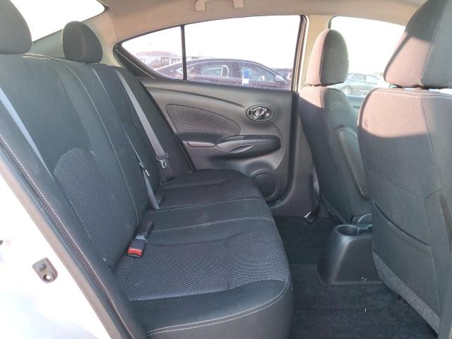 Photo 9 VIN: 3N1CN7AP9JL818403 - NISSAN VERSA S 