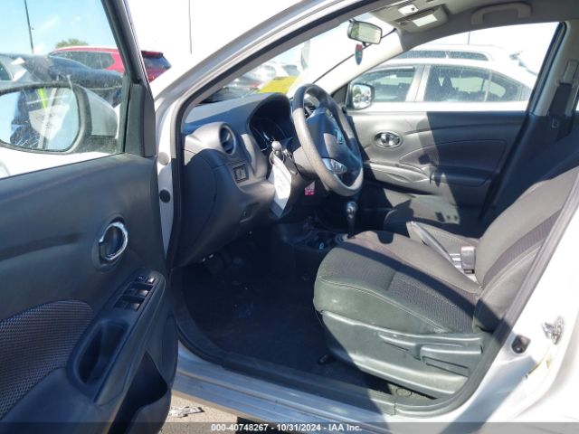 Photo 4 VIN: 3N1CN7AP9JL819910 - NISSAN VERSA 