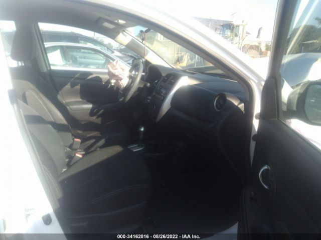 Photo 4 VIN: 3N1CN7AP9JL820832 - NISSAN VERSA SEDAN 