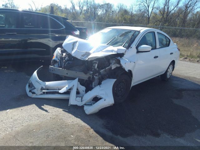 Photo 1 VIN: 3N1CN7AP9JL821754 - NISSAN VERSA SEDAN 