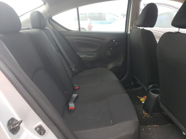 Photo 5 VIN: 3N1CN7AP9JL824122 - NISSAN VERSA S 