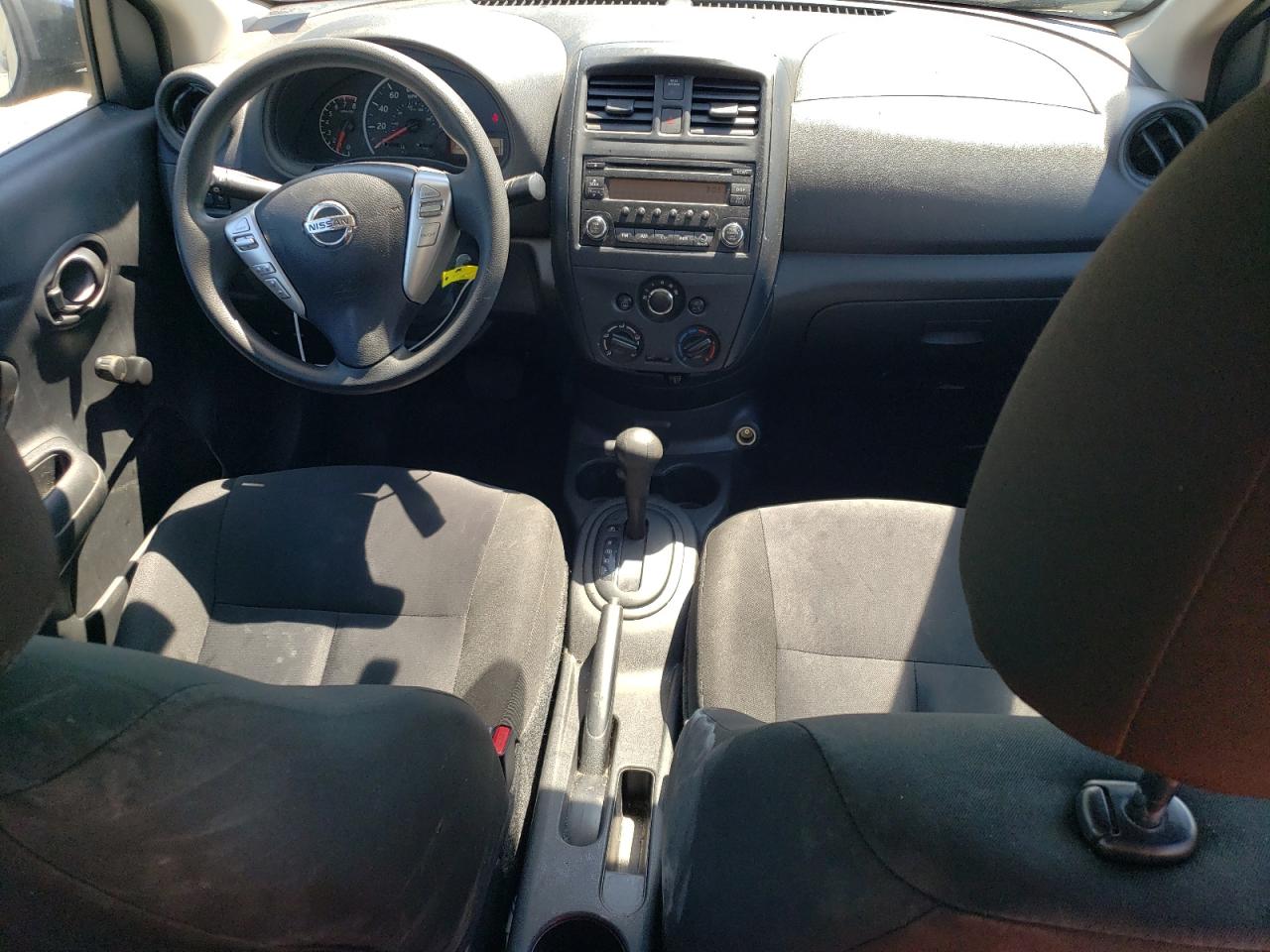 Photo 7 VIN: 3N1CN7AP9JL826761 - NISSAN VERSA 