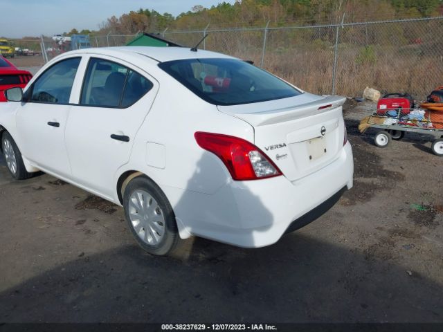 Photo 2 VIN: 3N1CN7AP9JL843477 - NISSAN VERSA 