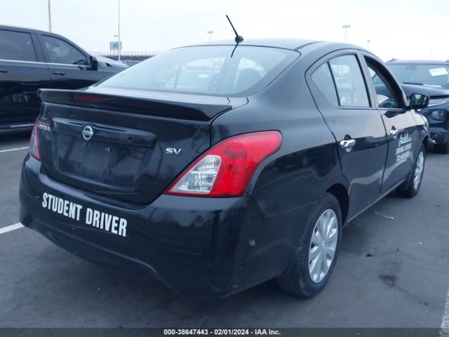 Photo 3 VIN: 3N1CN7AP9JL844029 - NISSAN VERSA 