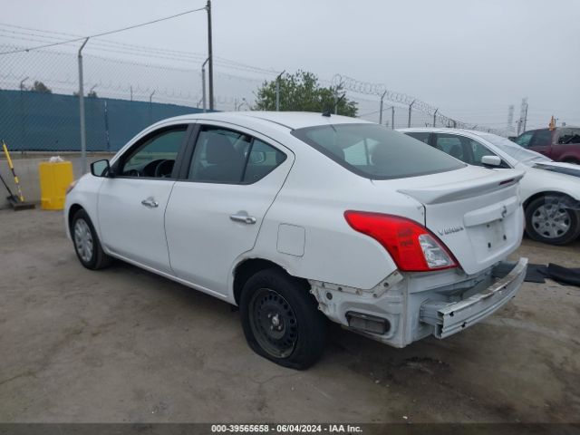 Photo 2 VIN: 3N1CN7AP9JL844371 - NISSAN VERSA 