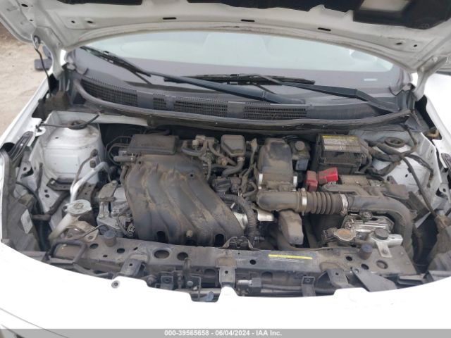 Photo 9 VIN: 3N1CN7AP9JL844371 - NISSAN VERSA 