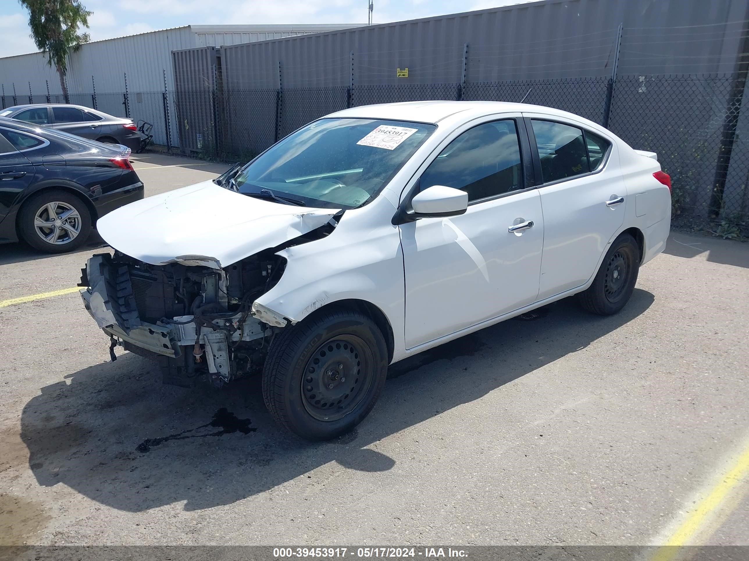 Photo 5 VIN: 3N1CN7AP9JL845973 - NISSAN VERSA 