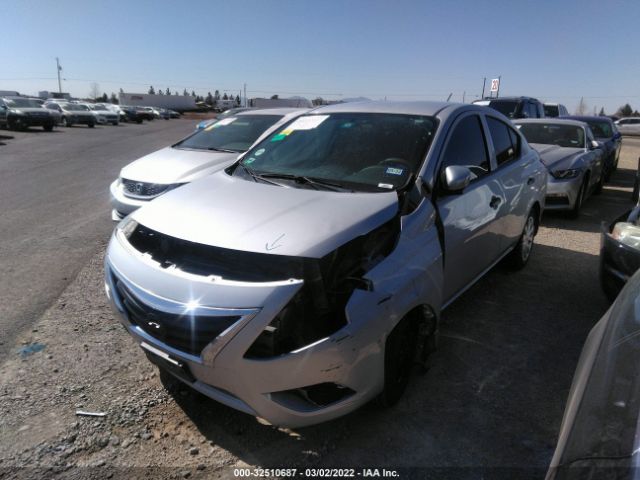 Photo 1 VIN: 3N1CN7AP9JL864457 - NISSAN VERSA SEDAN 