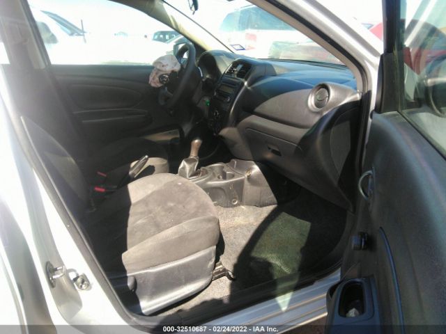 Photo 4 VIN: 3N1CN7AP9JL864457 - NISSAN VERSA SEDAN 