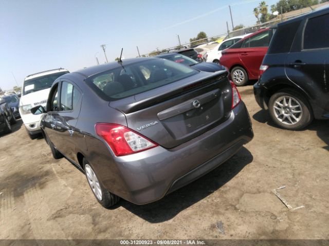 Photo 2 VIN: 3N1CN7AP9JL869738 - NISSAN VERSA SEDAN 