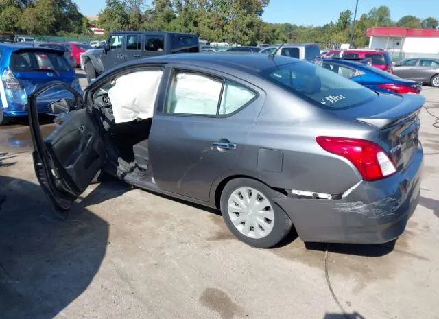 Photo 2 VIN: 3N1CN7AP9JL881517 - NISSAN VERSA SEDAN 