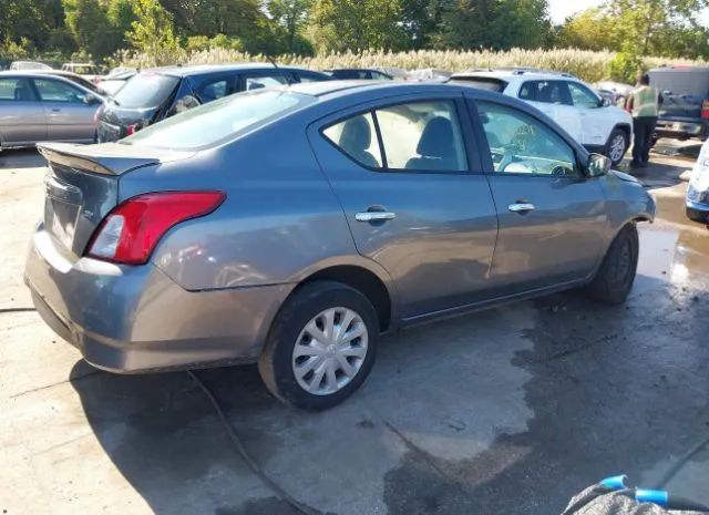 Photo 3 VIN: 3N1CN7AP9JL881517 - NISSAN VERSA SEDAN 