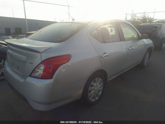 Photo 3 VIN: 3N1CN7AP9JL884384 - NISSAN VERSA SEDAN 