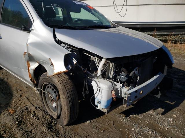 Photo 8 VIN: 3N1CN7AP9JL885048 - NISSAN VERSA S 