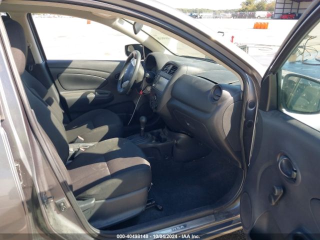 Photo 4 VIN: 3N1CN7AP9JL887933 - NISSAN VERSA 