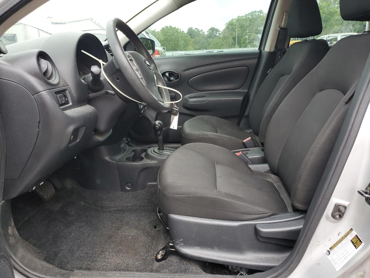 Photo 6 VIN: 3N1CN7AP9KL807855 - NISSAN VERSA 