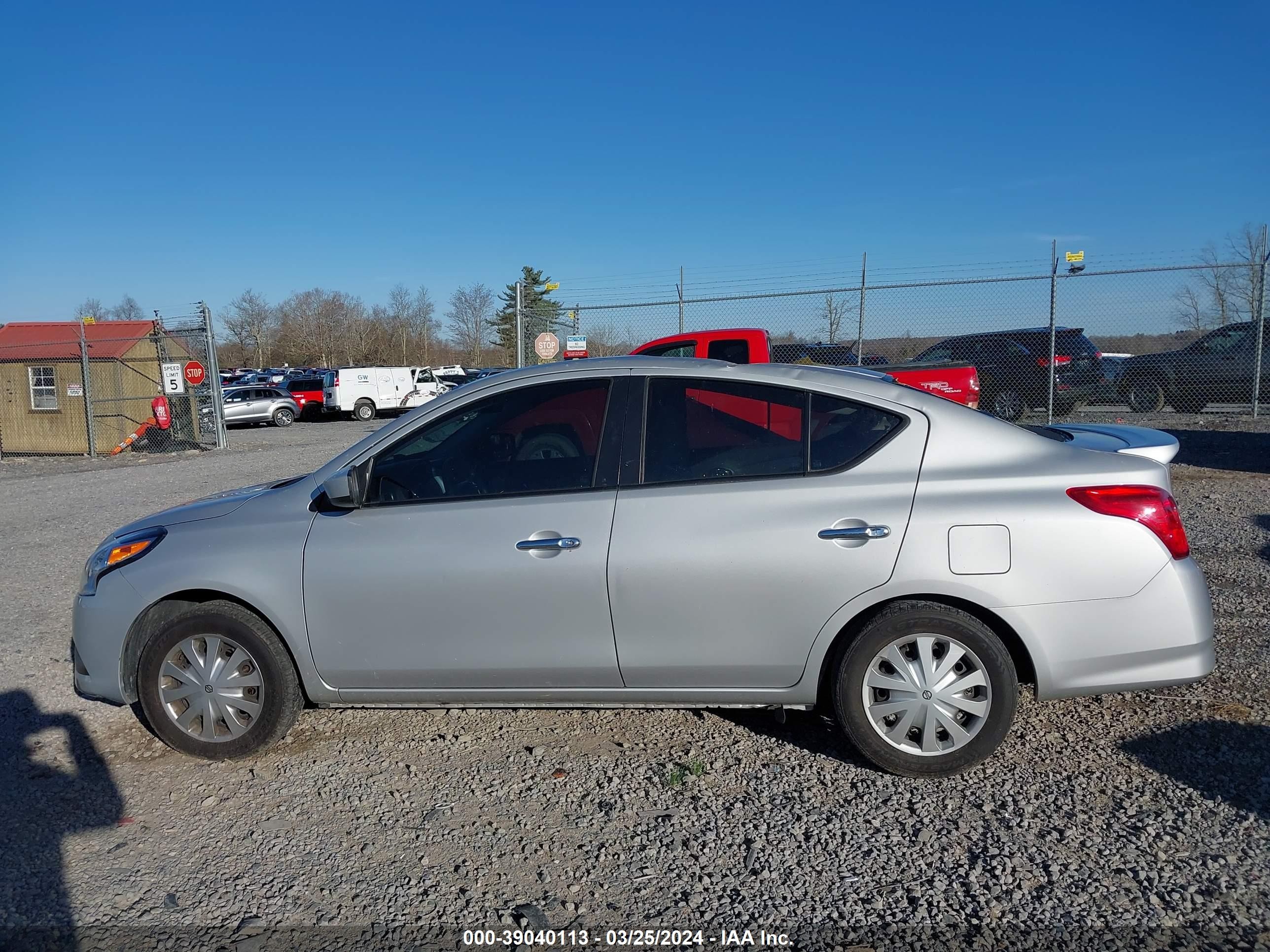 Photo 13 VIN: 3N1CN7AP9KL840953 - NISSAN VERSA 