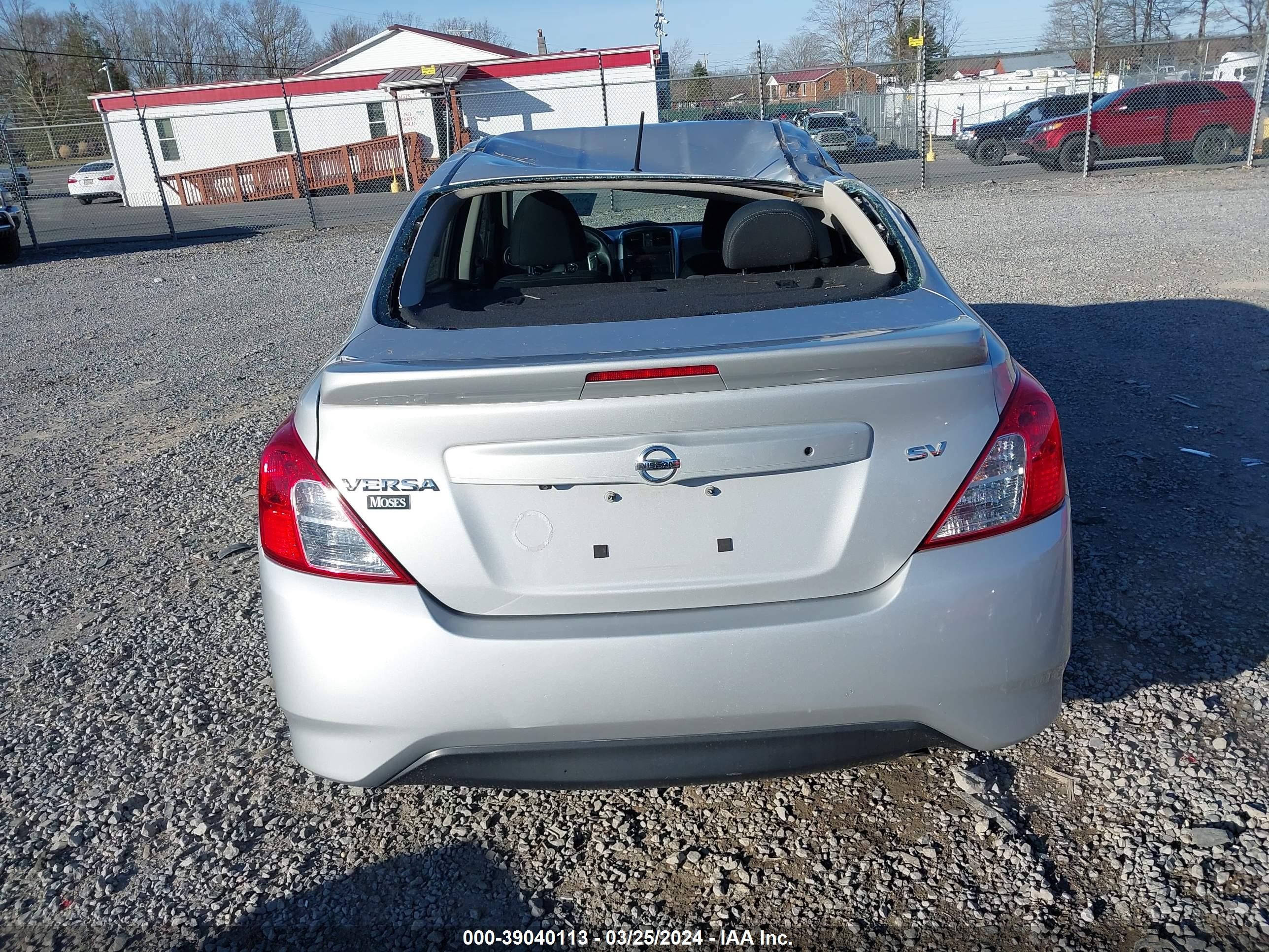 Photo 15 VIN: 3N1CN7AP9KL840953 - NISSAN VERSA 