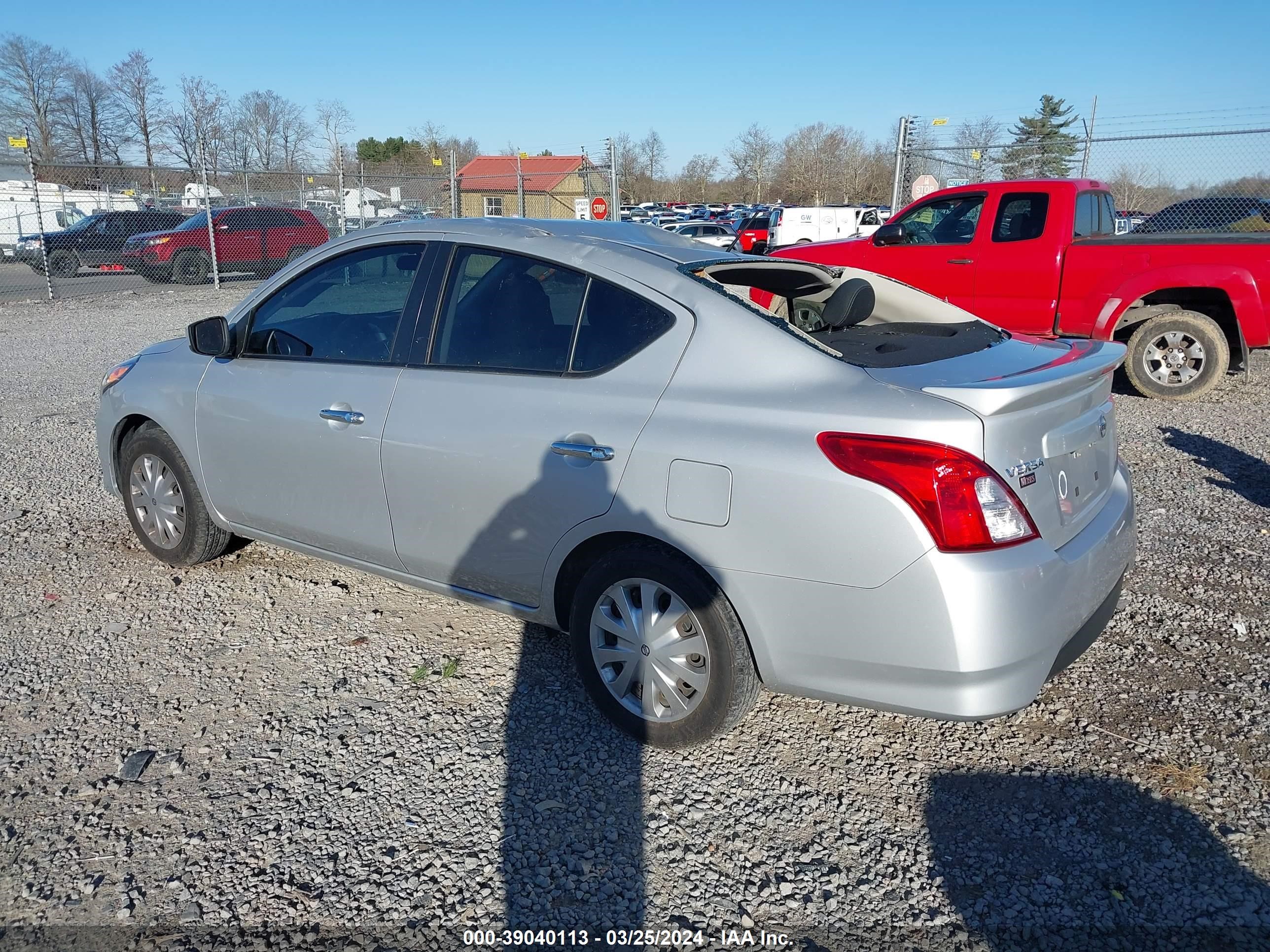 Photo 2 VIN: 3N1CN7AP9KL840953 - NISSAN VERSA 