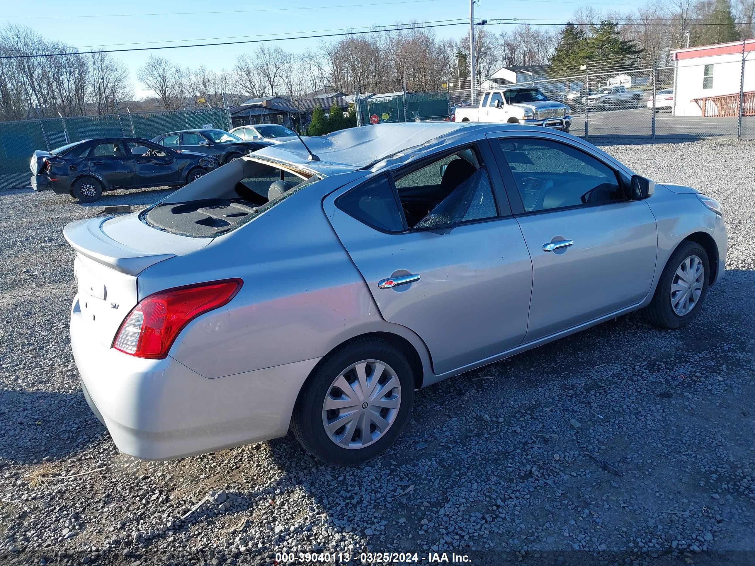 Photo 3 VIN: 3N1CN7AP9KL840953 - NISSAN VERSA 