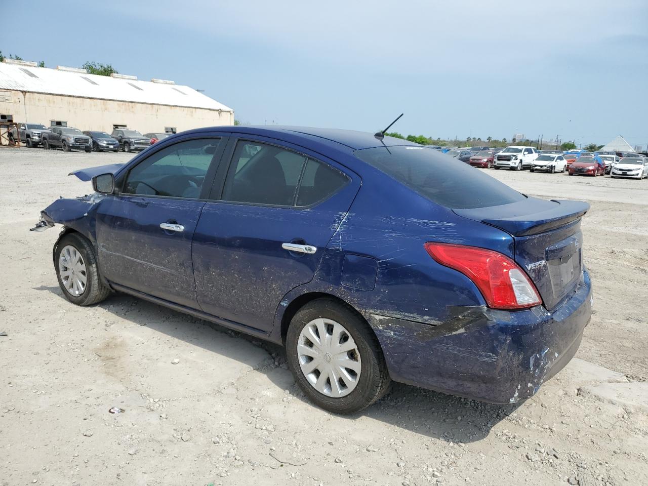 Photo 1 VIN: 3N1CN7AP9KL843142 - NISSAN VERSA 