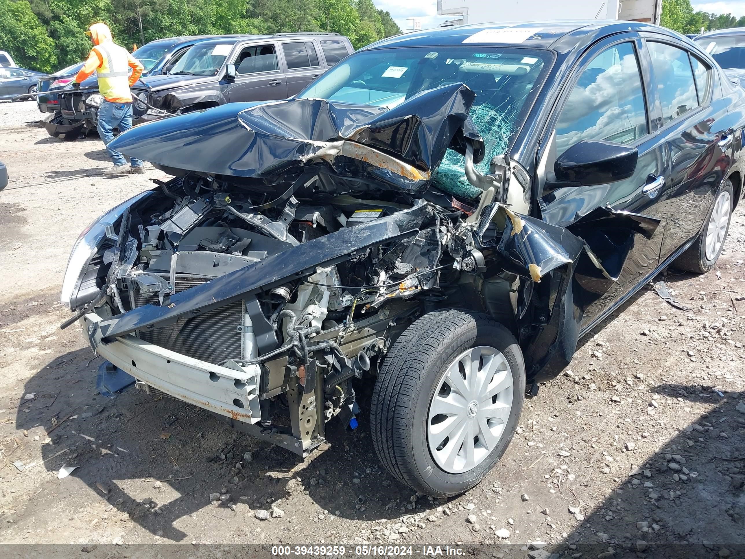 Photo 17 VIN: 3N1CN7AP9KL846557 - NISSAN VERSA 