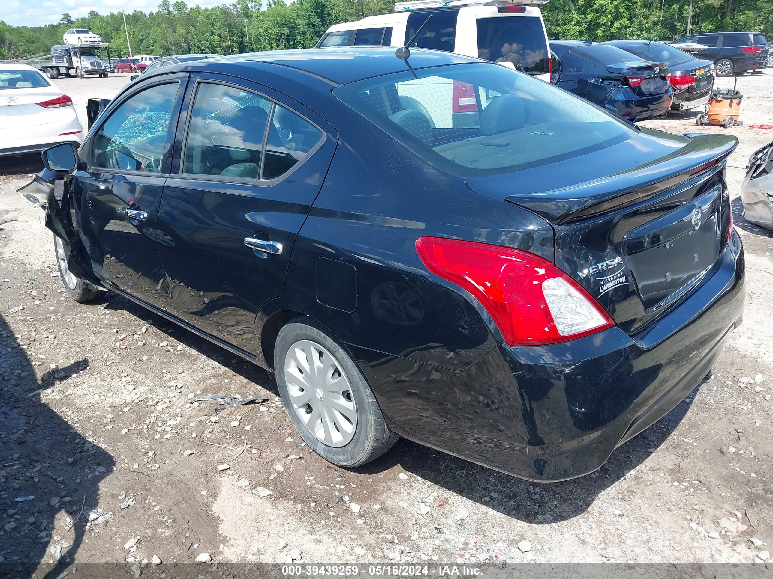 Photo 2 VIN: 3N1CN7AP9KL846557 - NISSAN VERSA 