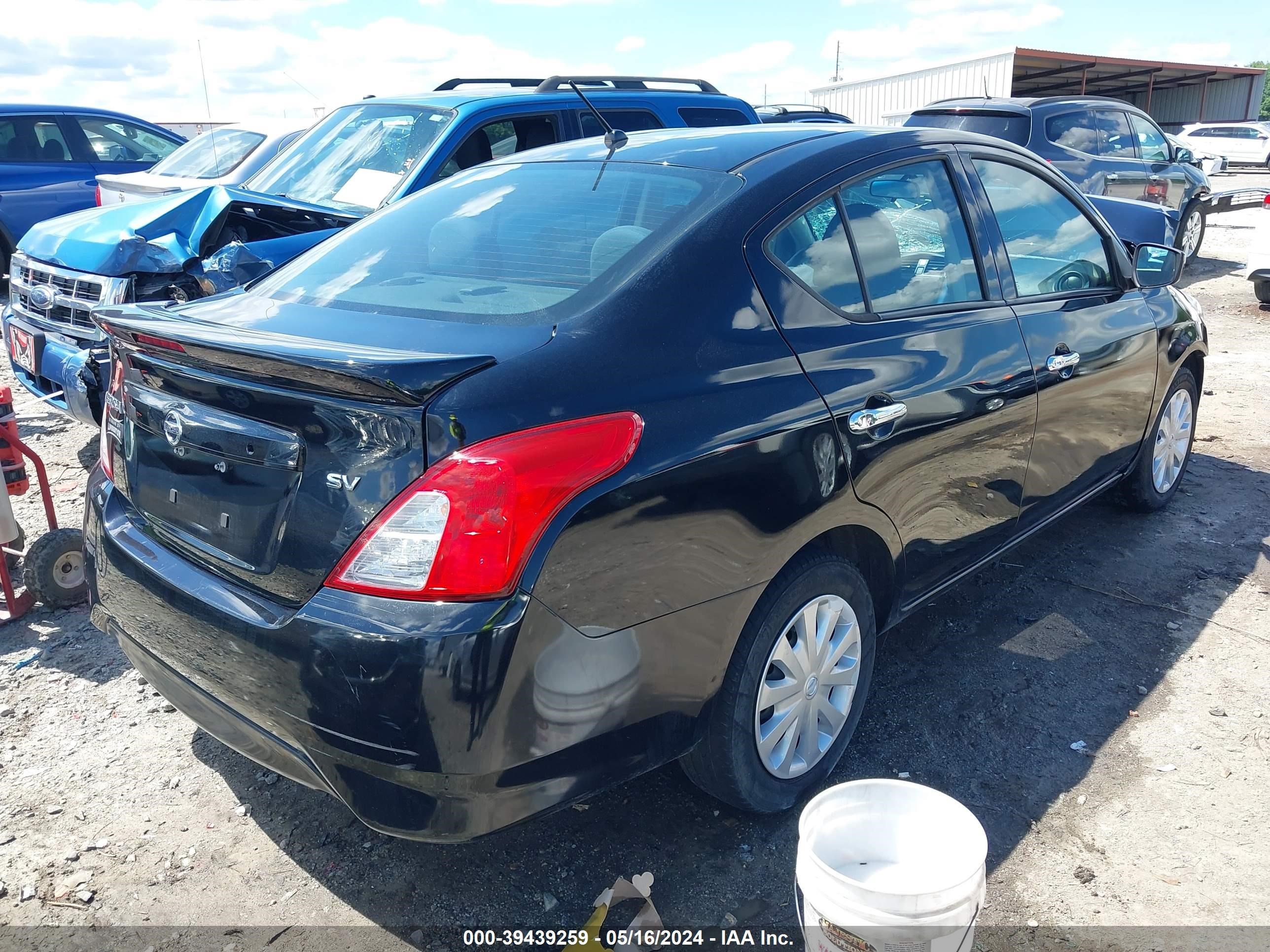 Photo 3 VIN: 3N1CN7AP9KL846557 - NISSAN VERSA 