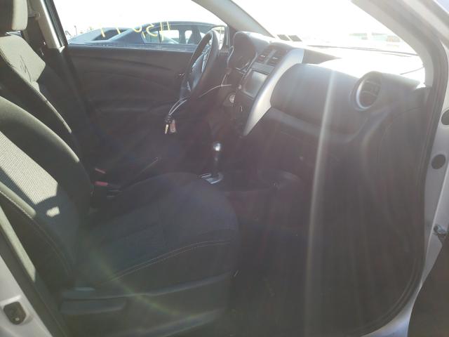 Photo 4 VIN: 3N1CN7AP9KL873080 - NISSAN VERSA S 