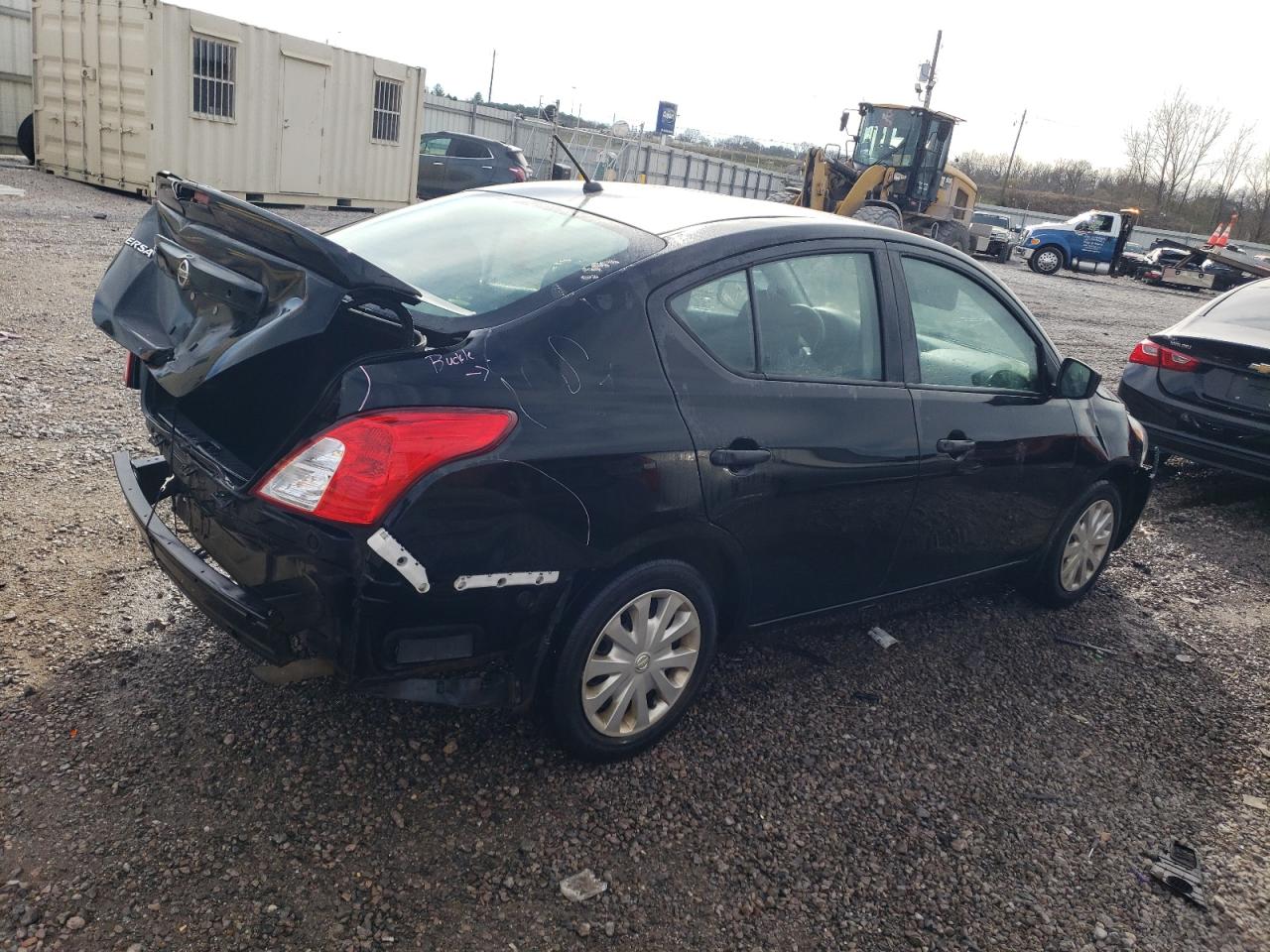 Photo 2 VIN: 3N1CN7AP9KL876223 - NISSAN VERSA 