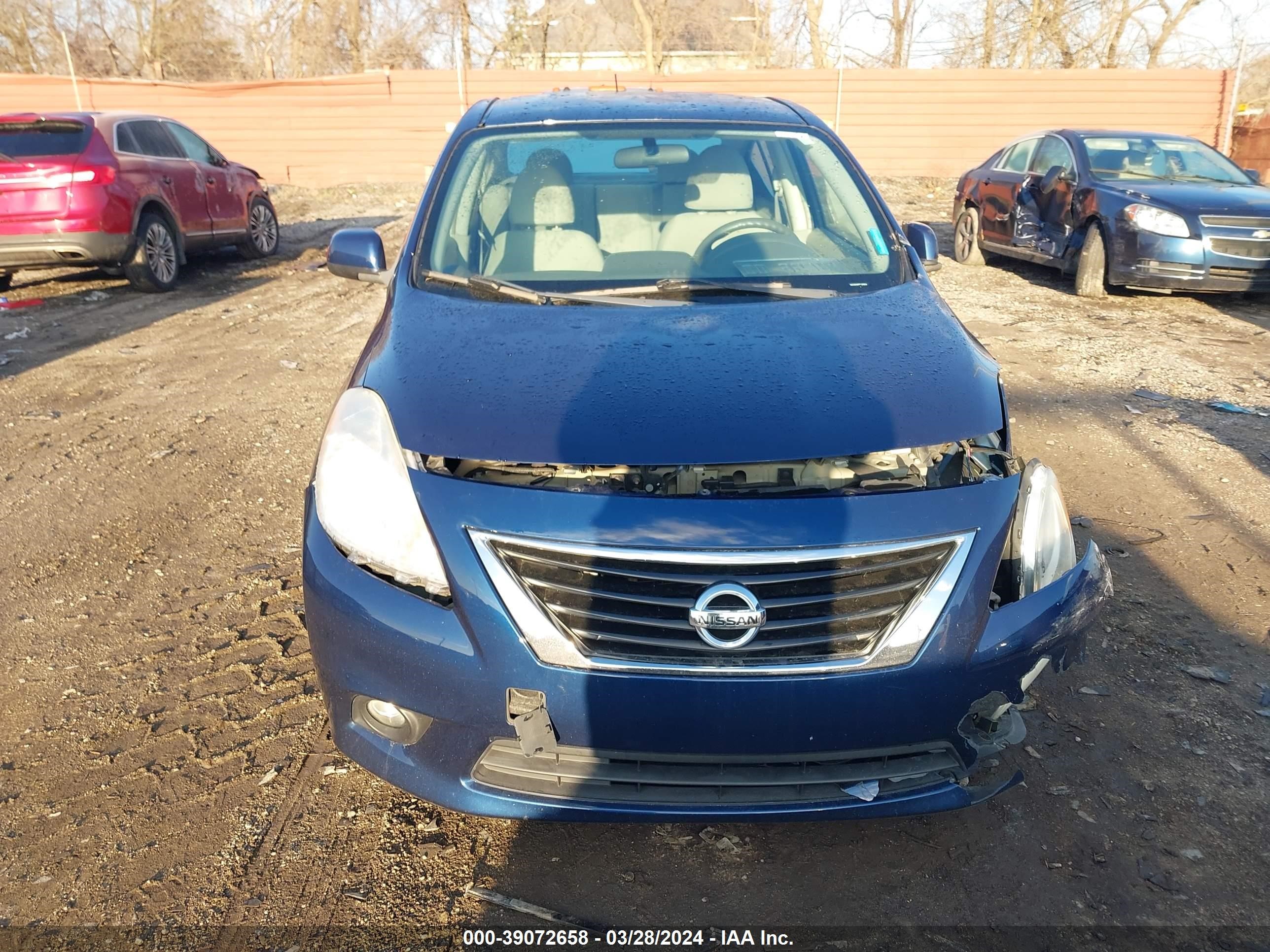 Photo 11 VIN: 3N1CN7APDEL876034 - NISSAN VERSA 