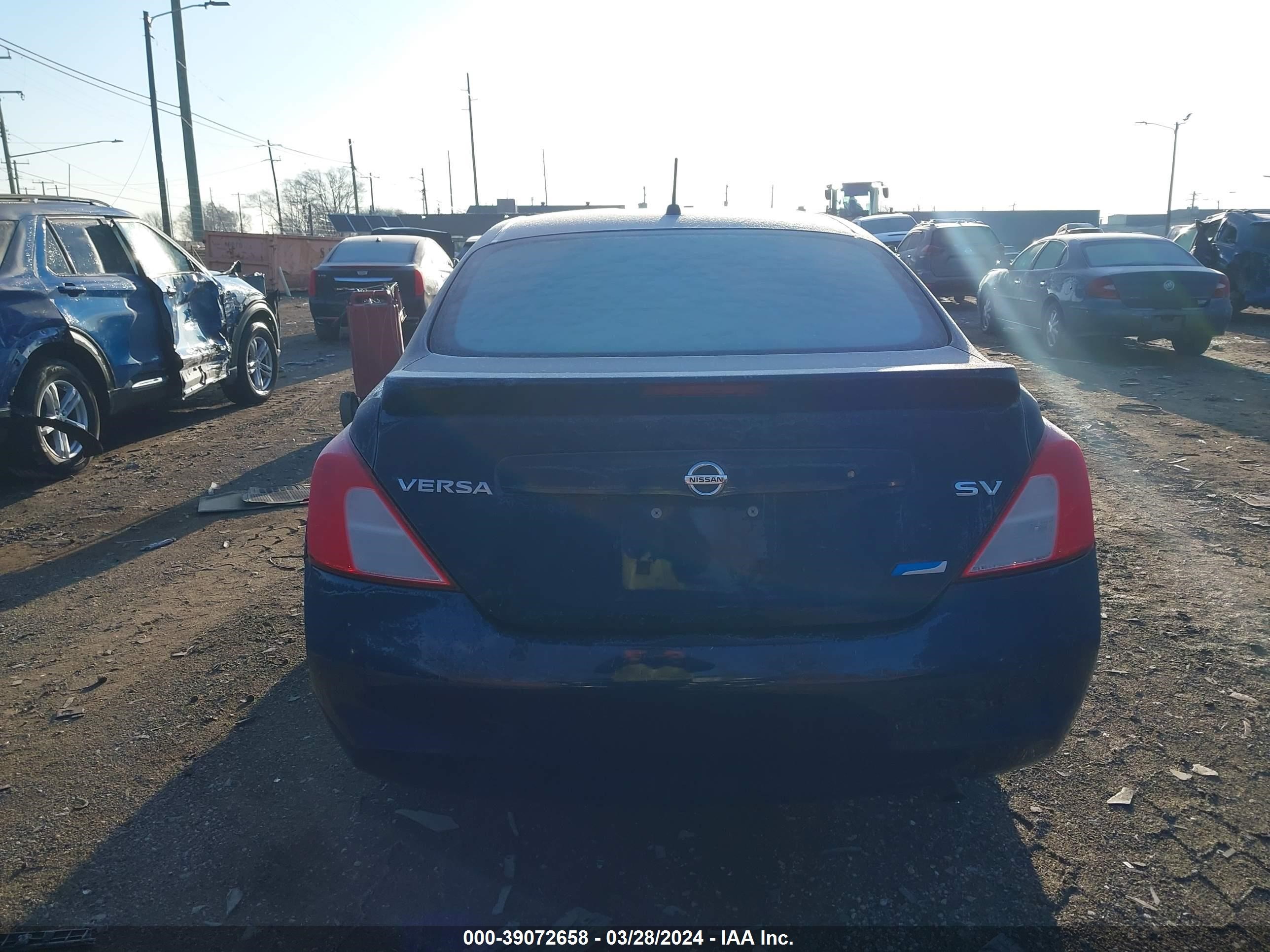 Photo 15 VIN: 3N1CN7APDEL876034 - NISSAN VERSA 