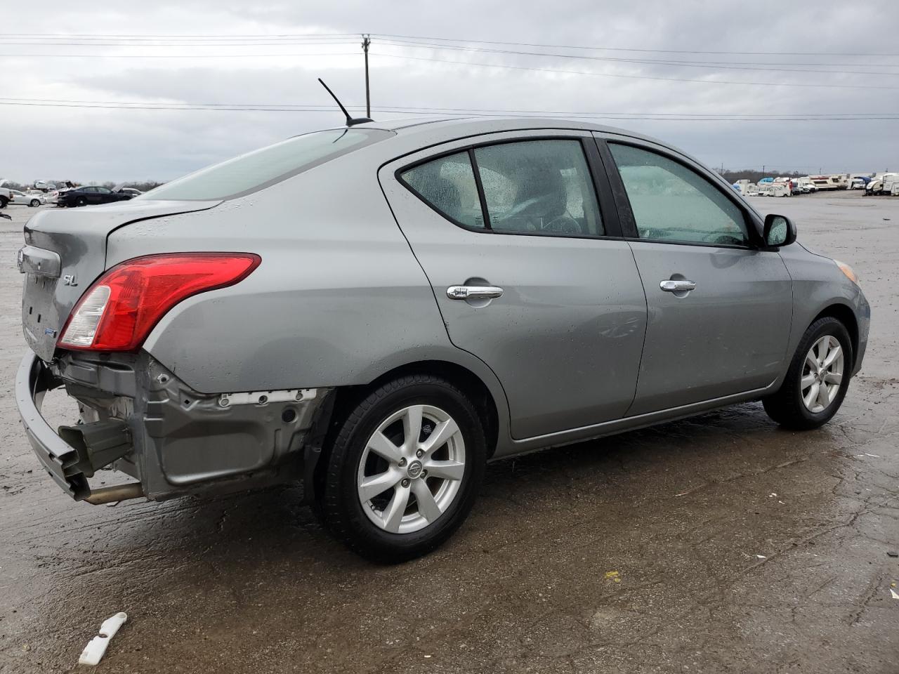 Photo 2 VIN: 3N1CN7APXCL804867 - NISSAN VERSA 