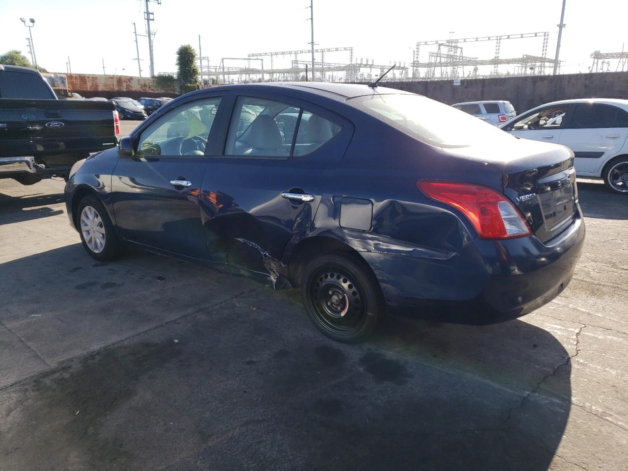 Photo 1 VIN: 3N1CN7APXCL825895 - NISSAN VERSA 