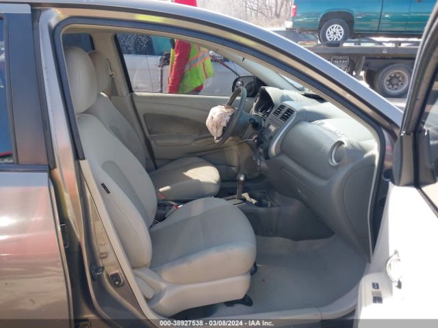 Photo 4 VIN: 3N1CN7APXCL846875 - NISSAN VERSA 