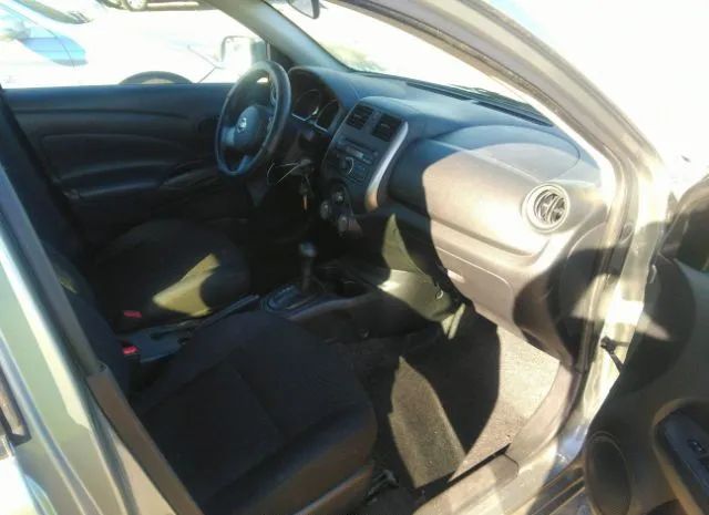 Photo 4 VIN: 3N1CN7APXCL915967 - NISSAN VERSA 