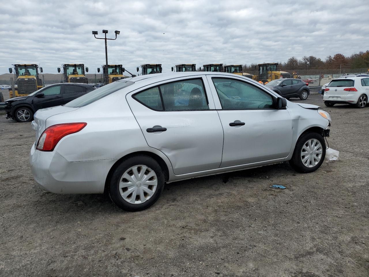 Photo 2 VIN: 3N1CN7APXCL929593 - NISSAN VERSA 