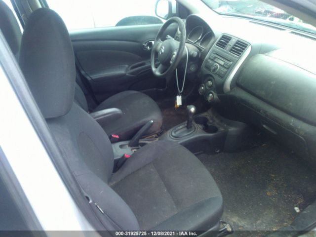 Photo 4 VIN: 3N1CN7APXDL831682 - NISSAN VERSA 