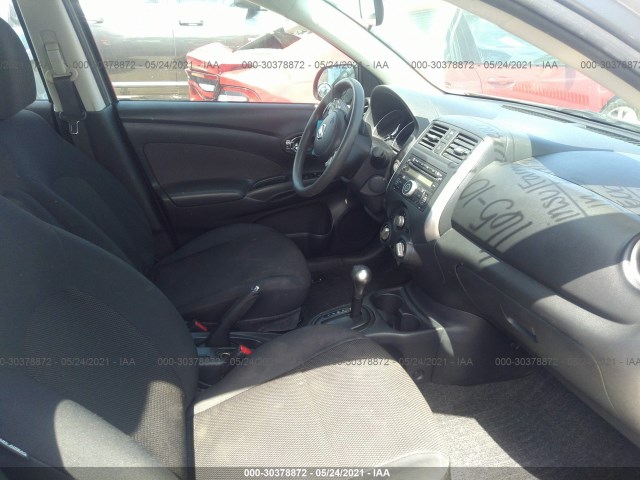 Photo 4 VIN: 3N1CN7APXDL886262 - NISSAN VERSA 