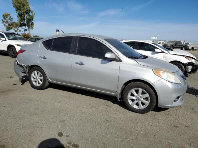 Photo 3 VIN: 3N1CN7APXDL890814 - NISSAN VERSA S 