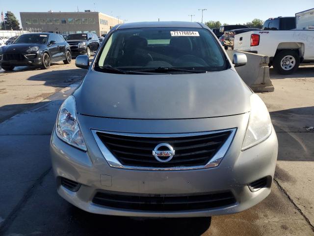 Photo 4 VIN: 3N1CN7APXEK451202 - NISSAN VERSA S 