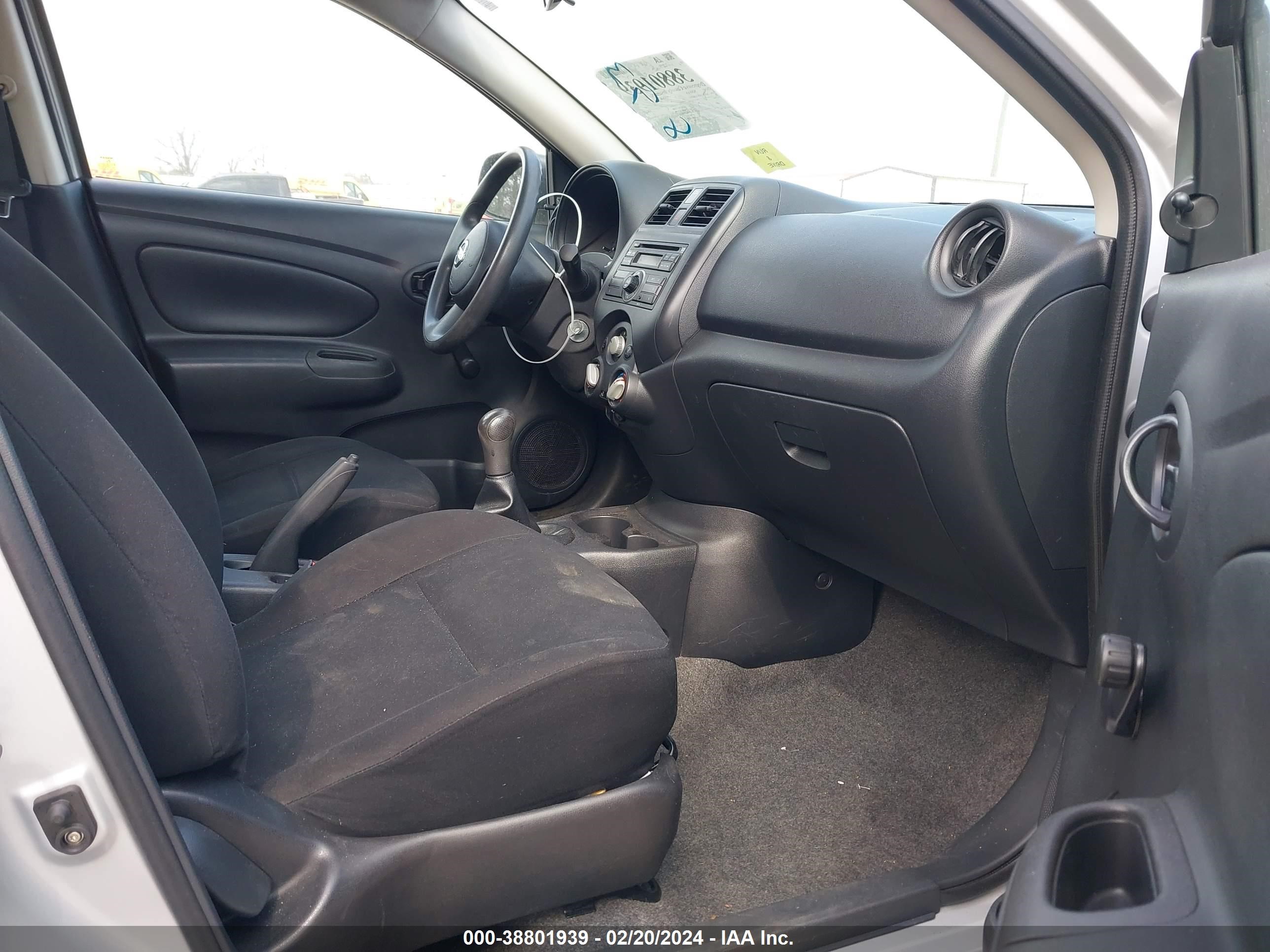 Photo 4 VIN: 3N1CN7APXEL842893 - NISSAN VERSA 