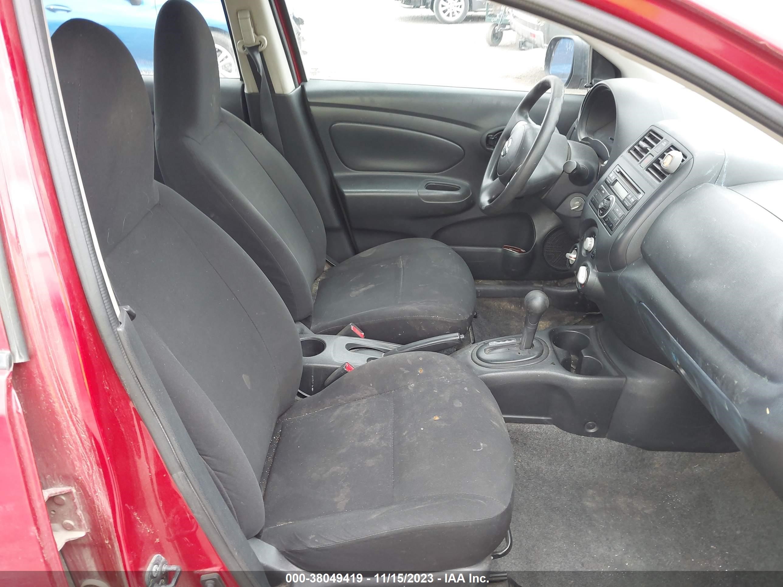 Photo 4 VIN: 3N1CN7APXEL849116 - NISSAN VERSA 