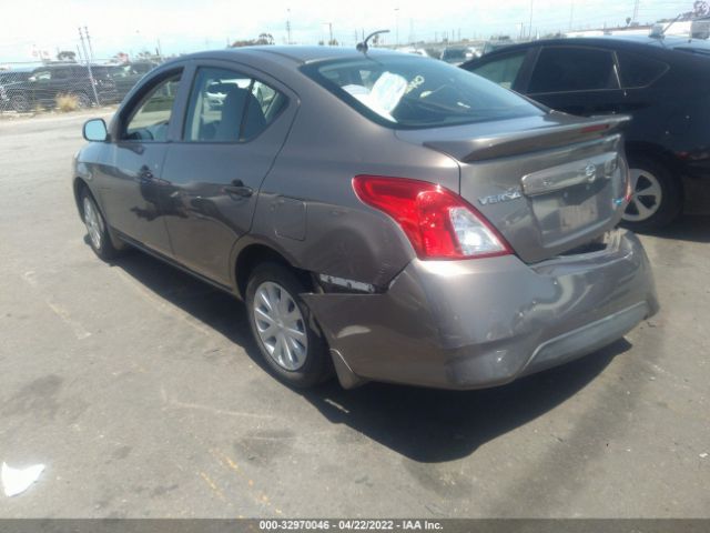 Photo 2 VIN: 3N1CN7APXFL811208 - NISSAN VERSA 